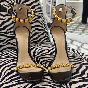 Stuart Weitzman Black and Gold Heels